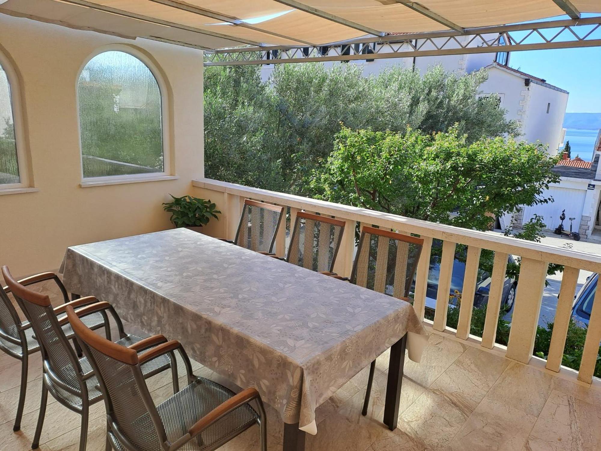 Apartments Jerica Бол Экстерьер фото
