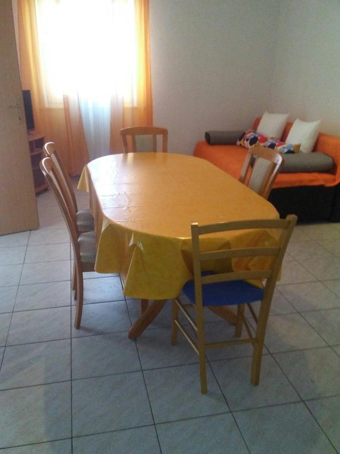 Apartments Jerica Бол Экстерьер фото